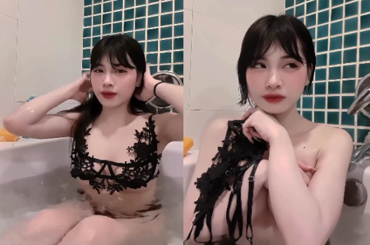 sex hidori rose Chim độ bi nửa đêm em dậy uống nước mà anh cũng gạ thêm nháy