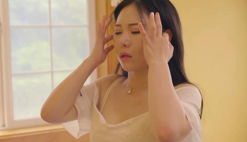 yena sex Trả thù chị gái hay trêu chọc, tôi đã quay lén cảnh chị ấy tự sướng và tống tình